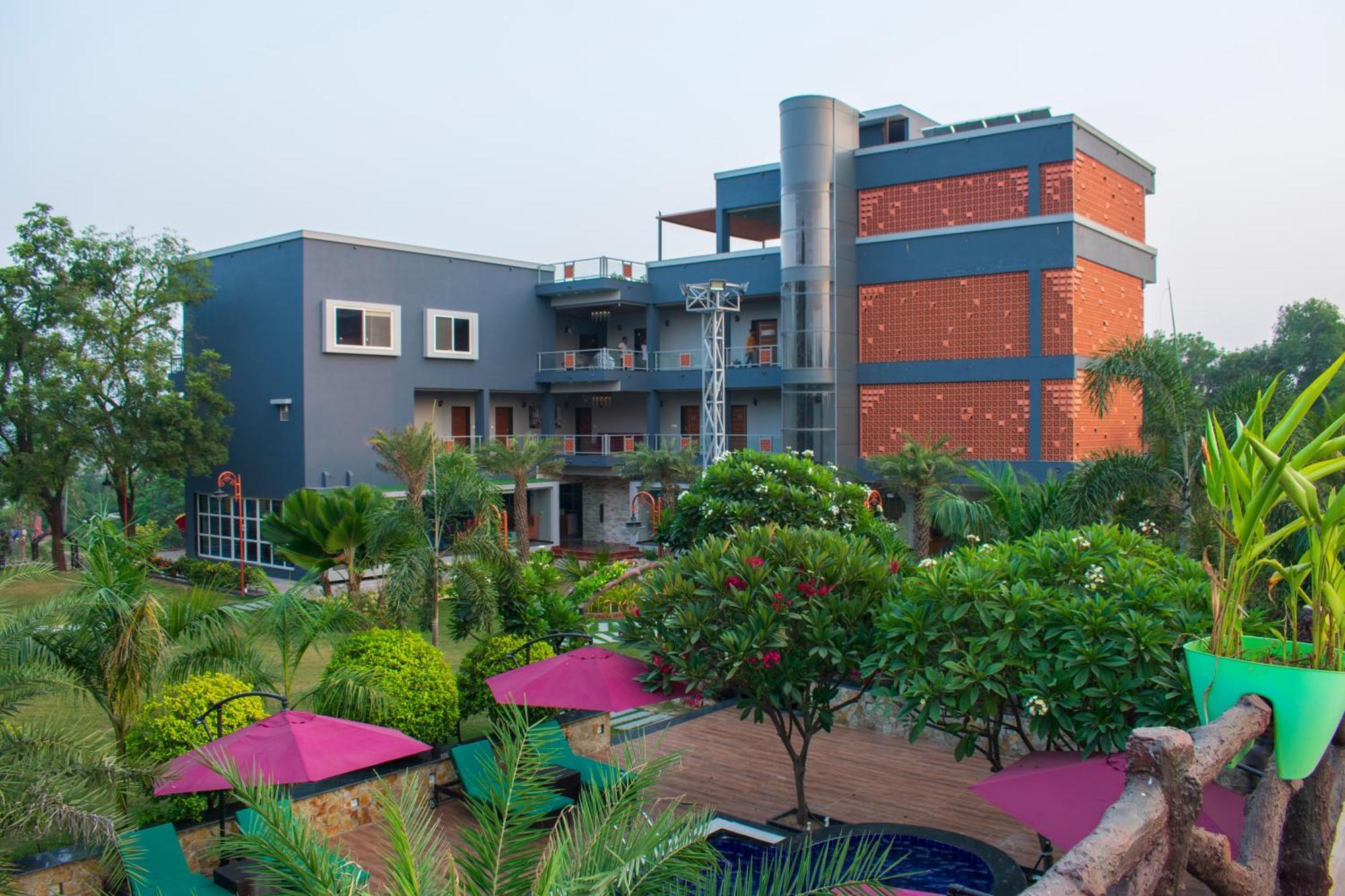 Krishna Riverside Resort Vasad Exterior foto
